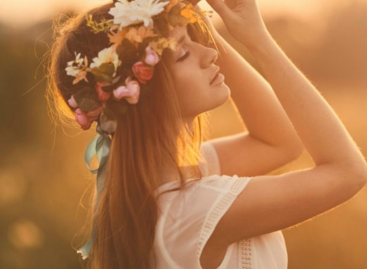 Queen of Light Divine Feminine Activation